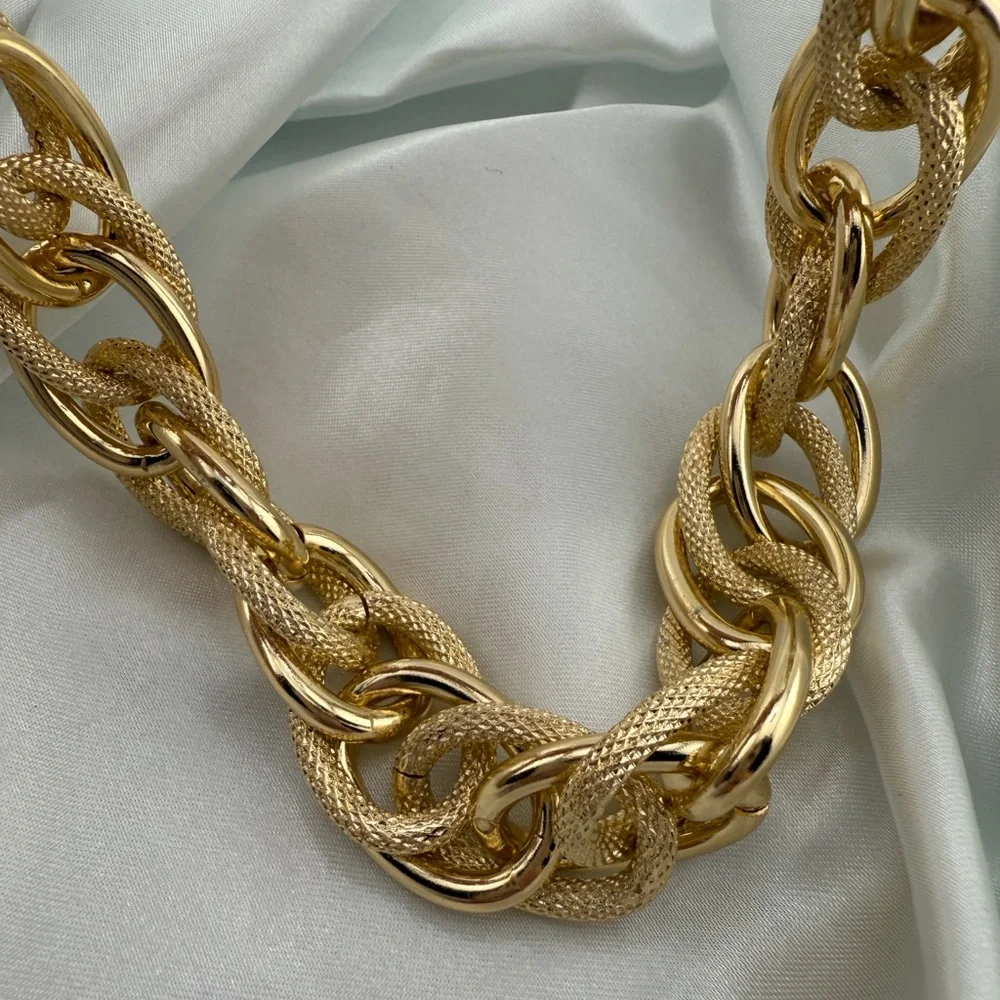 2 tone Chunky mate Gold Chain Necklace adjustable - Picture 5 of 5